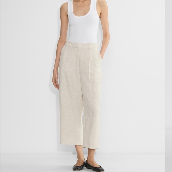 Aritzia Pants - Aritzia Effortless Pant Cropped